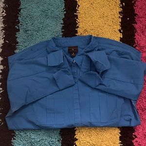 Medium blue 3 quarter button down Worthington dress shirt